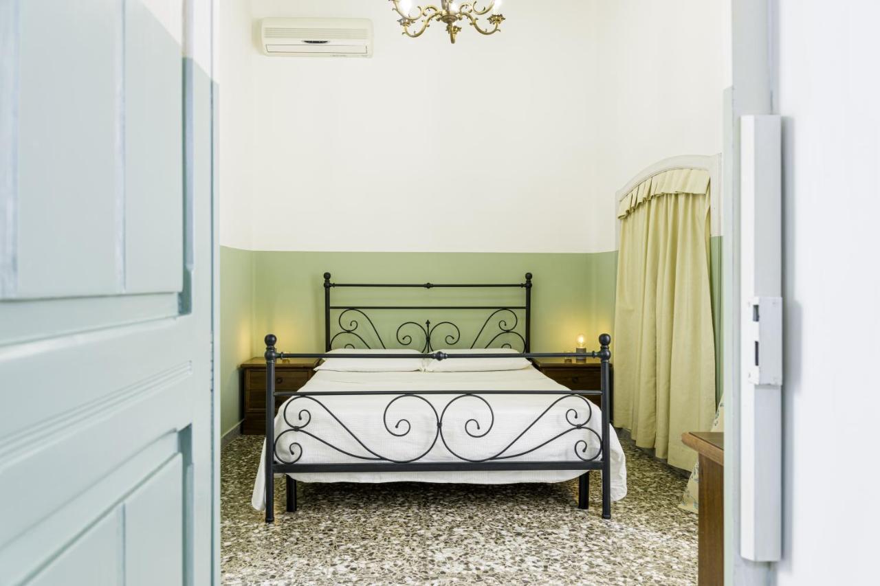 לינה וארוחת בוקר אליסטה Palazzo Dante מראה חיצוני תמונה