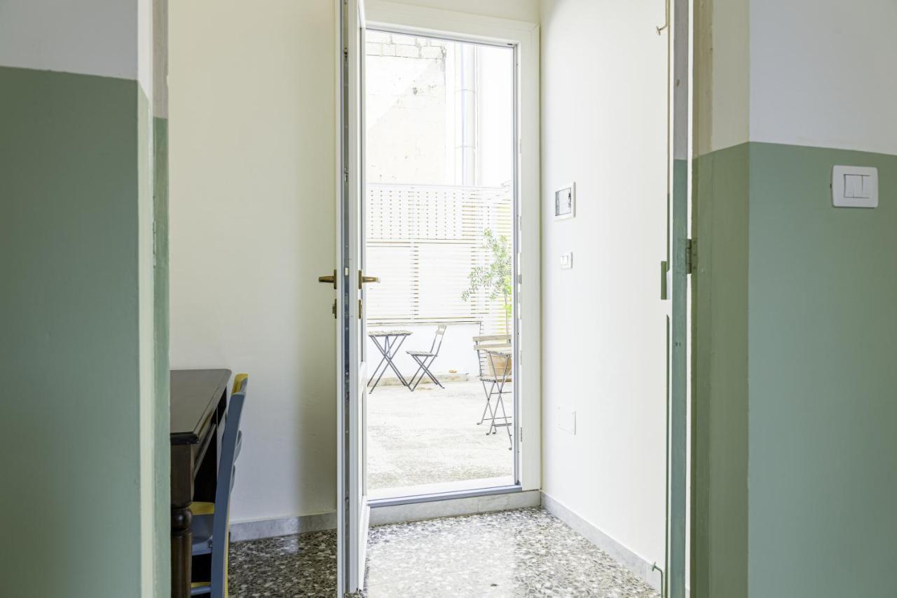 לינה וארוחת בוקר אליסטה Palazzo Dante מראה חיצוני תמונה