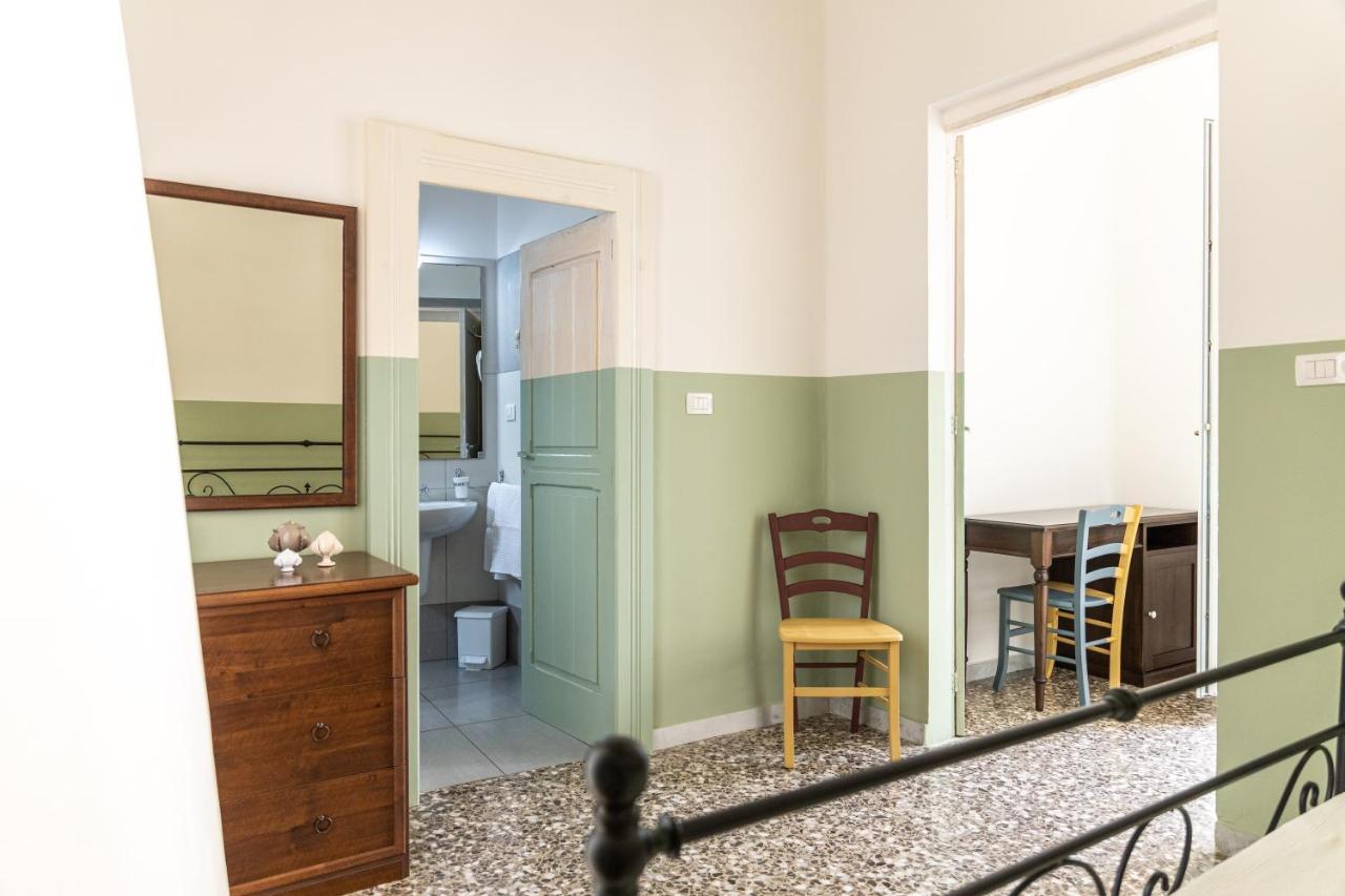 לינה וארוחת בוקר אליסטה Palazzo Dante מראה חיצוני תמונה